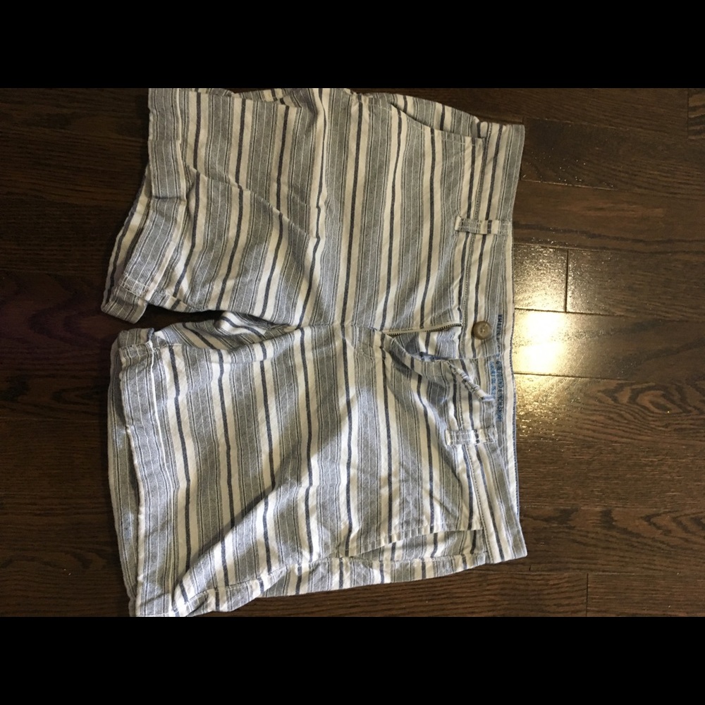 Gap linen shorts